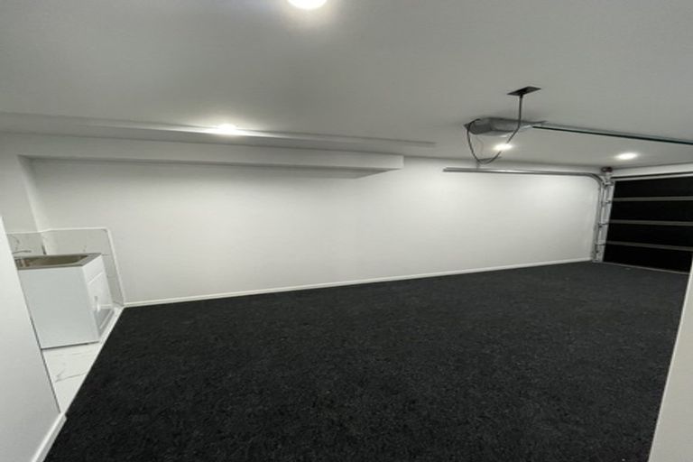Photo of property in 100a Kimpton Road, Papatoetoe, Auckland, 2025