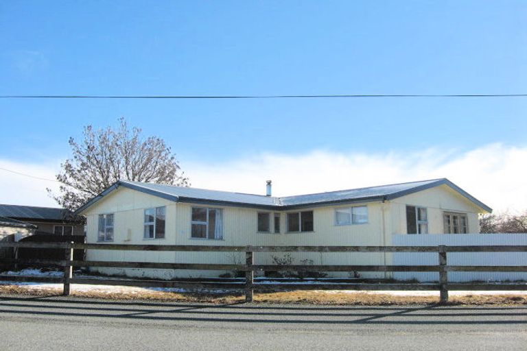 Photo of property in 4 Omahau Crescent, Twizel, 7901