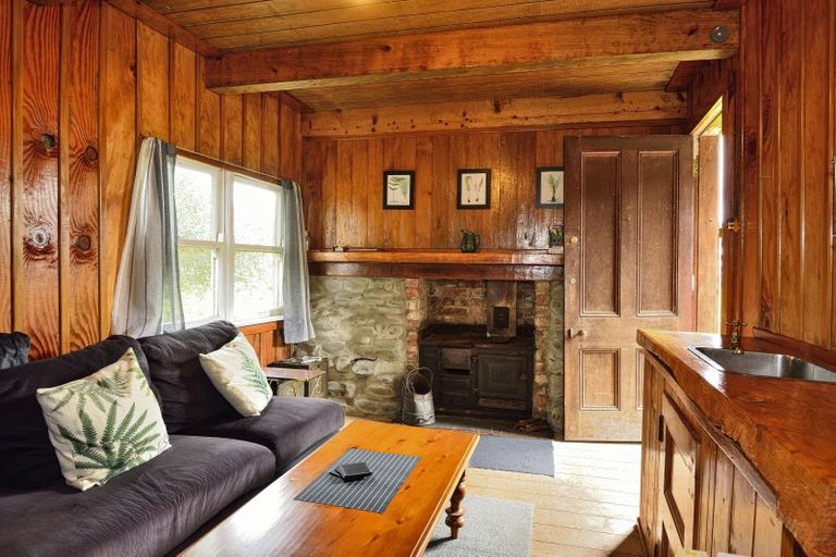 Photo of property in 18 King Street, Motu, Te Karaka, 4092