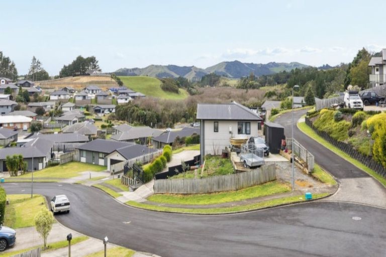 Photo of property in 16 Rimu Avenue, Huntly, 3700