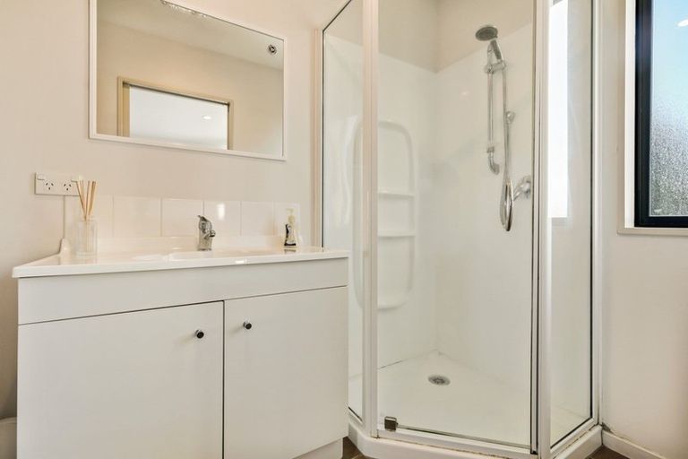 Photo of property in 3/75 Thackeray Place, Waltham, Christchurch, 8023