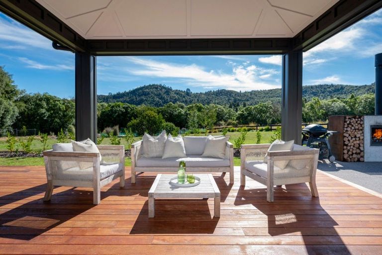 Photo of property in 56 Seven Oaks Drive, Kinloch, 3377