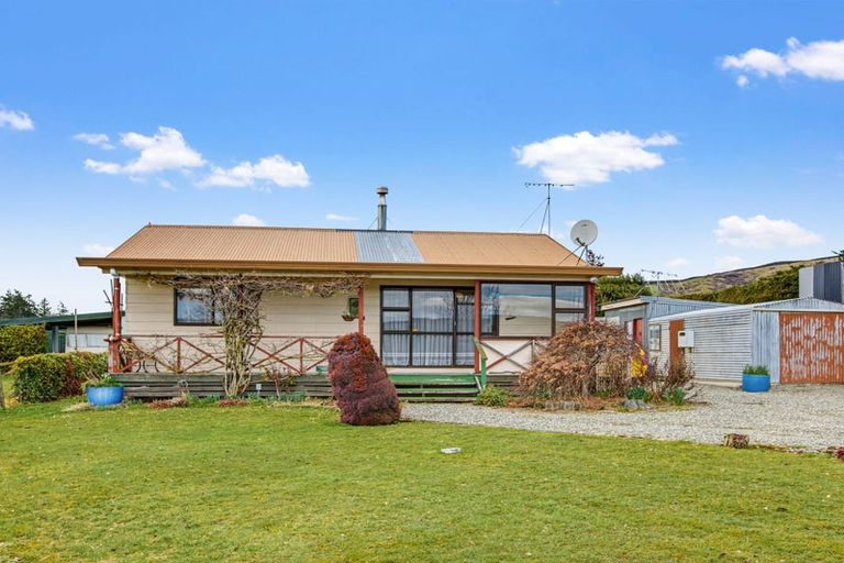 Photo of property in 18 Blaydon Street, Waikaia, 9778