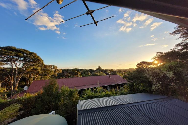 Photo of property in 39 Whakarite Road, Ostend, Waiheke Island, 1081