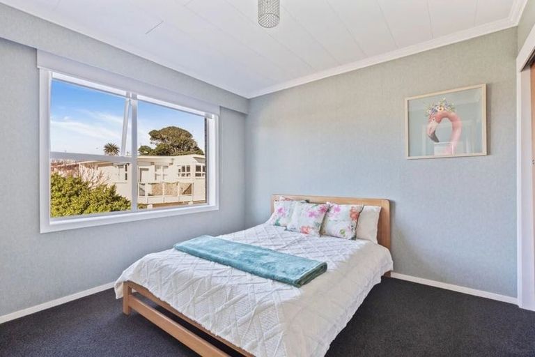 Photo of property in 11b Hine Street, New Plymouth, 4310