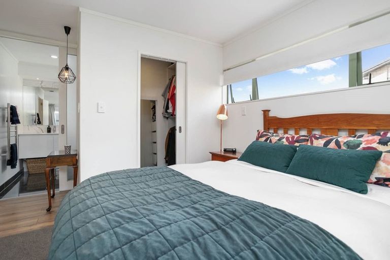 Photo of property in 2/251 Pakuranga Road, Pakuranga, Auckland, 2010