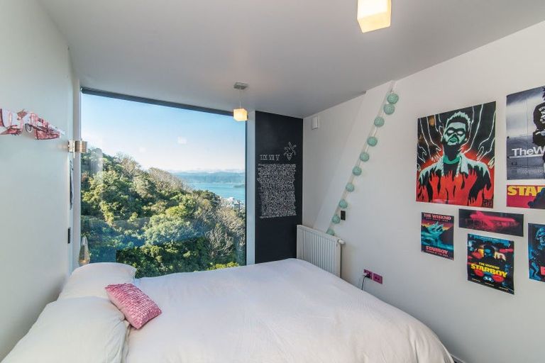 Photo of property in 64a Orangi Kaupapa Road, Northland, Wellington, 6012