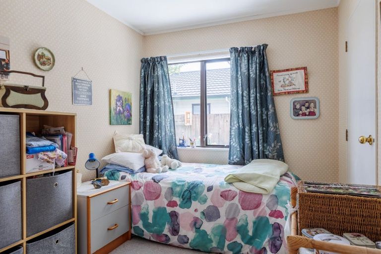 Photo of property in 2a Belvedere Crescent, Takaro, Palmerston North, 4412