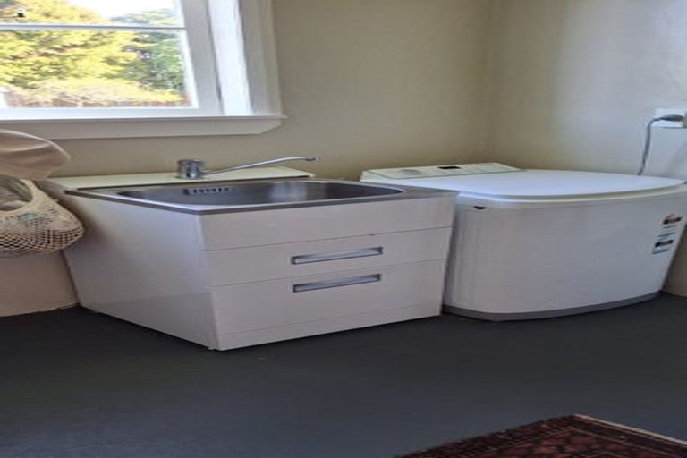 Photo of property in 62 Gisborne Terrace, Opunake, 4616