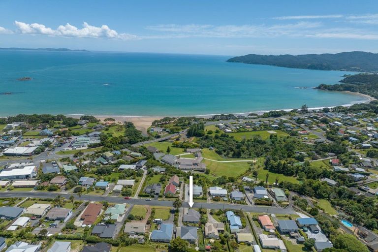 Photo of property in 27a Berghan Road, Coopers Beach, 0420