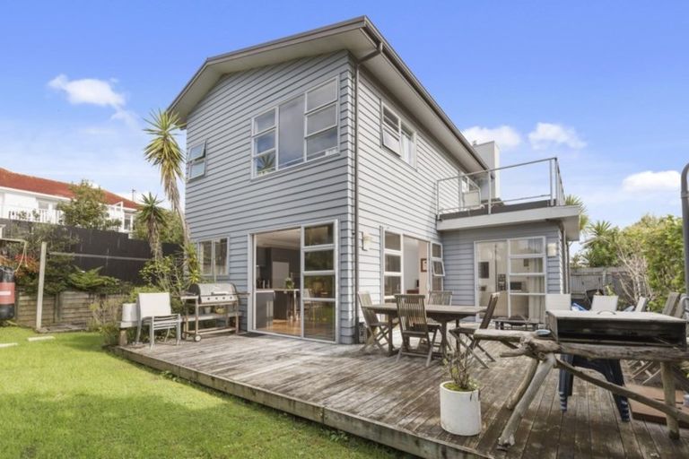 Photo of property in 6 Regent Street, Devonport, Auckland, 0624