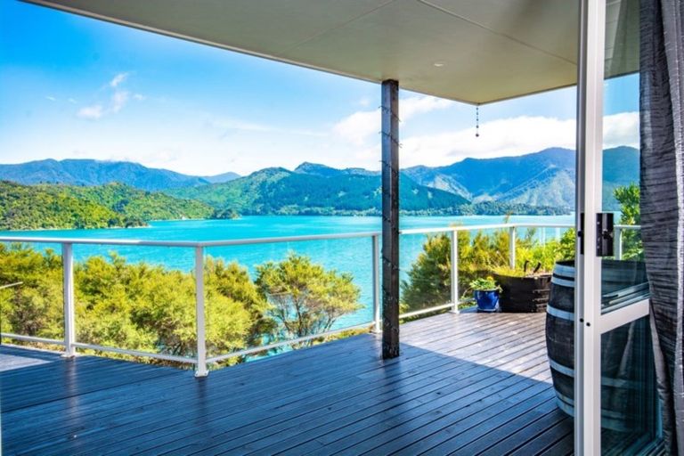 Photo of property in 16 Lawrence Street, Havelock, 7100