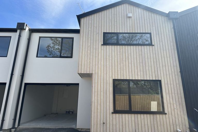 Photo of property in 3/28 Deloraine Street, Somerfield, Christchurch, 8024