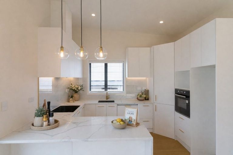 Photo of property in 4a Daphne Street, Kelston, Auckland, 0602