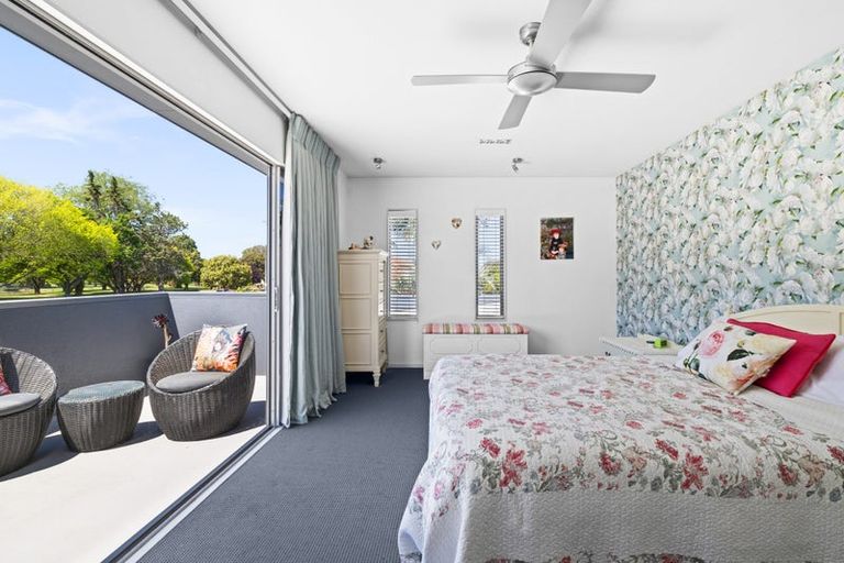 Photo of property in 6 Park Road, Greenmeadows, Napier, 4112