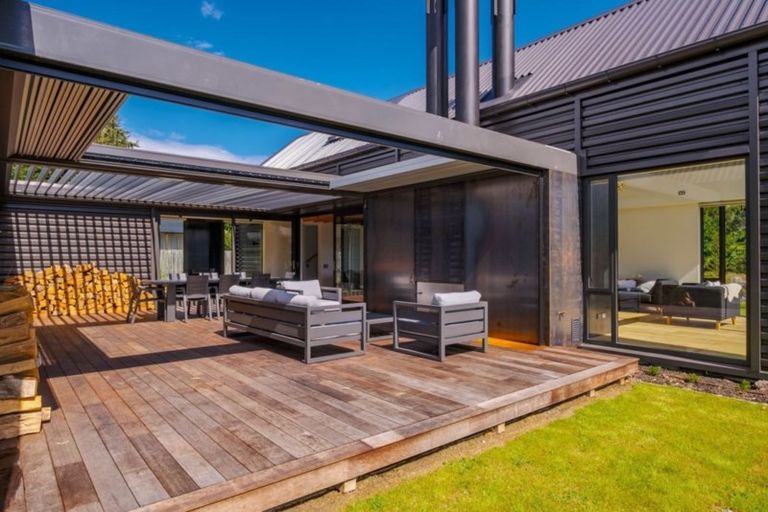 Photo of property in 6 Penrith Park Drive, Wanaka, 9305