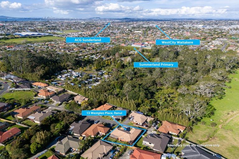 Photo of property in 13 Westglen Place, Ranui, Auckland, 0612