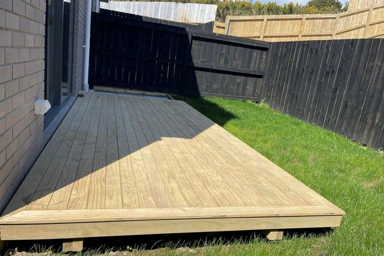 Photo of property in 36b Crestview Rise, Papakura, 2110