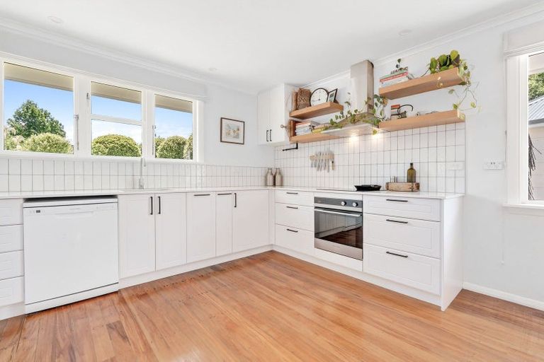 Photo of property in 105 Hunter Crescent, Wanaka, 9305