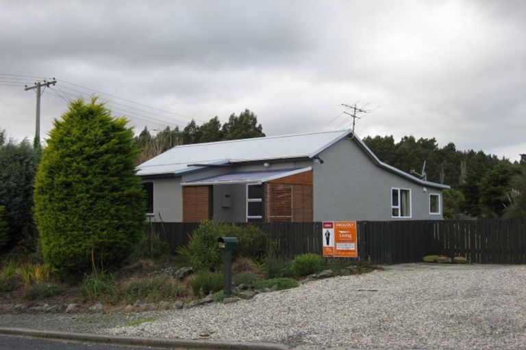 Photo of property in 138 Salcombe Street, Kaitangata, 9210