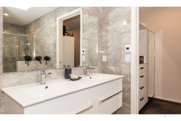 Photo of property in 28 Meadowstone Street, Gleniti, Timaru, 7910