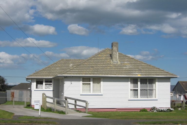 Photo of property in 163 Puriri Street, Castlecliff, Whanganui, 4501