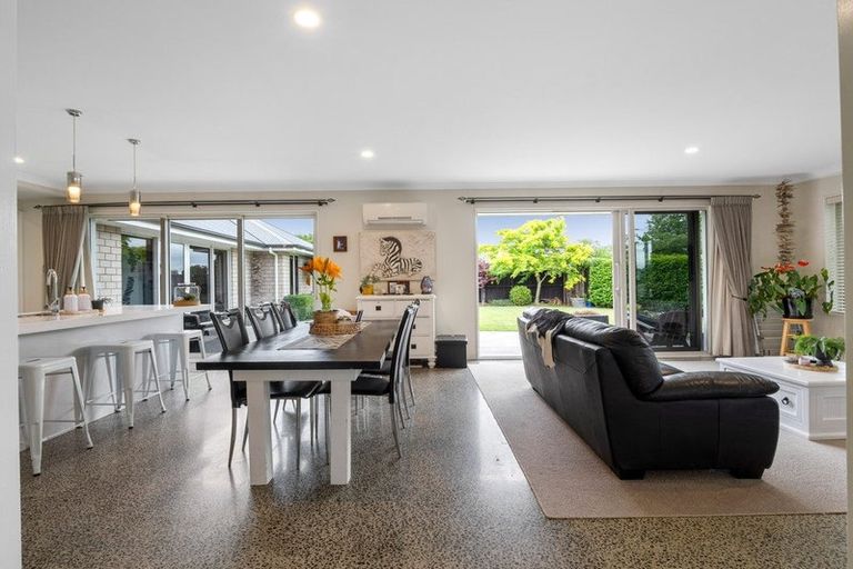 Photo of property in 2 Castleton Drive, Rolleston, 7615