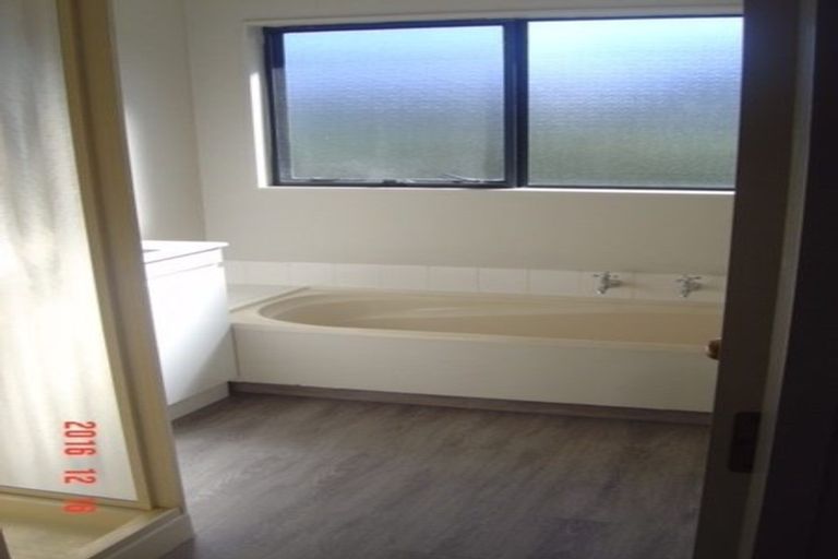 Photo of property in 3/485 Te Moana Road, Waikanae, 5036