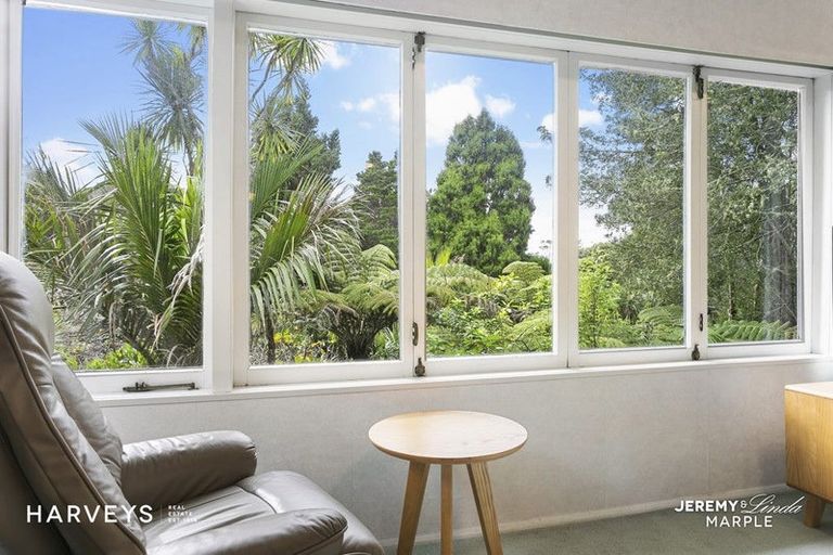 Photo of property in 310 Titirangi Road, Titirangi, Auckland, 0604