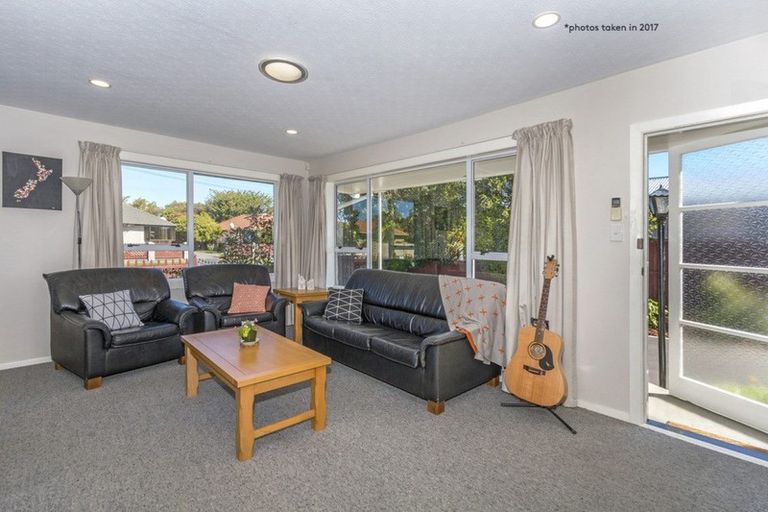 Photo of property in 67 Farquhars Road, Redwood, Christchurch, 8051
