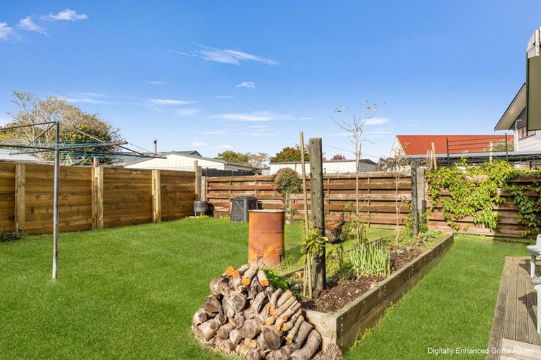 Photo of property in 29 Rewarewa Street, Owhata, Rotorua, 3010