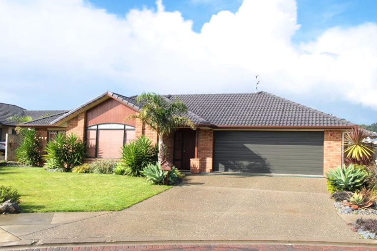 Photo of property in 20 Erne Crescent, East Tamaki, Auckland, 2016