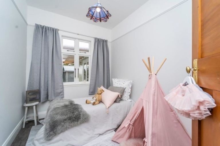 Photo of property in 139 Main Street, Greytown, 5712