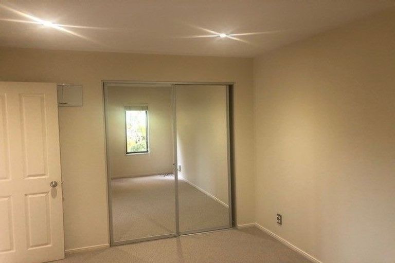 Photo of property in 10/7 The Avenue, Albany, Auckland, 0632