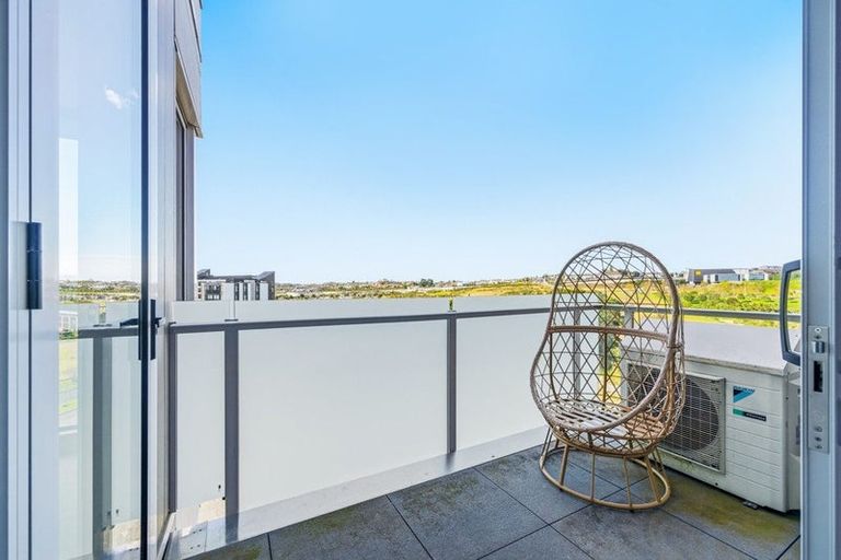 Photo of property in 605/1 Rose Garden Lane, Albany, Auckland, 0632