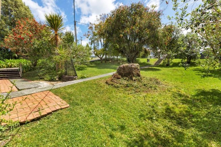 Photo of property in 11 Bickerstaffe Road, Maungaturoto, 0520