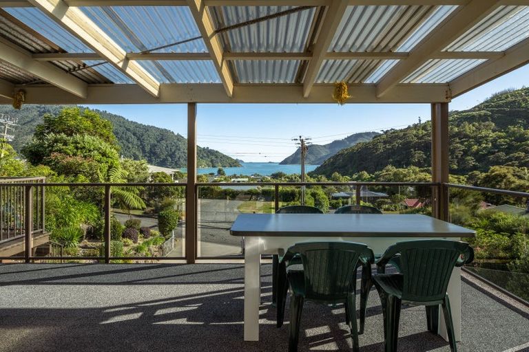 Photo of property in 12 Field Terrace, Okiwi Bay, French Pass, 7193