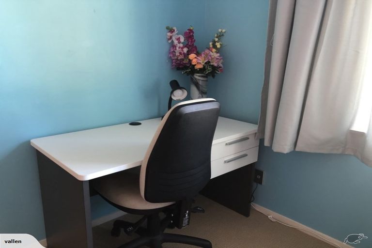 Photo of property in 73 Kowhai Road, Mairangi Bay, Auckland, 0630