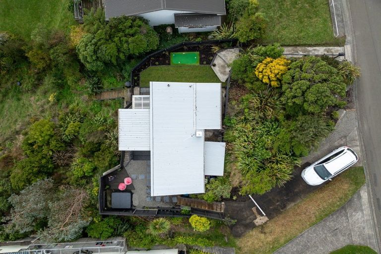 Photo of property in 28 Sheridan Terrace, Johnsonville, Wellington, 6037