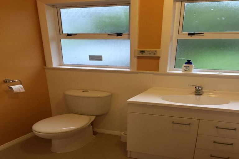 Photo of property in 71 Peel Place, Wainuiomata, Lower Hutt, 5014