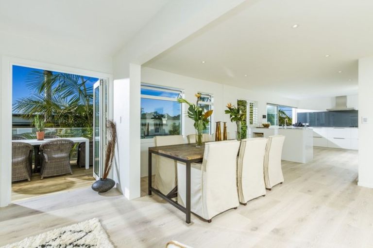 Photo of property in 15 The Strand, Takapuna, Auckland, 0622