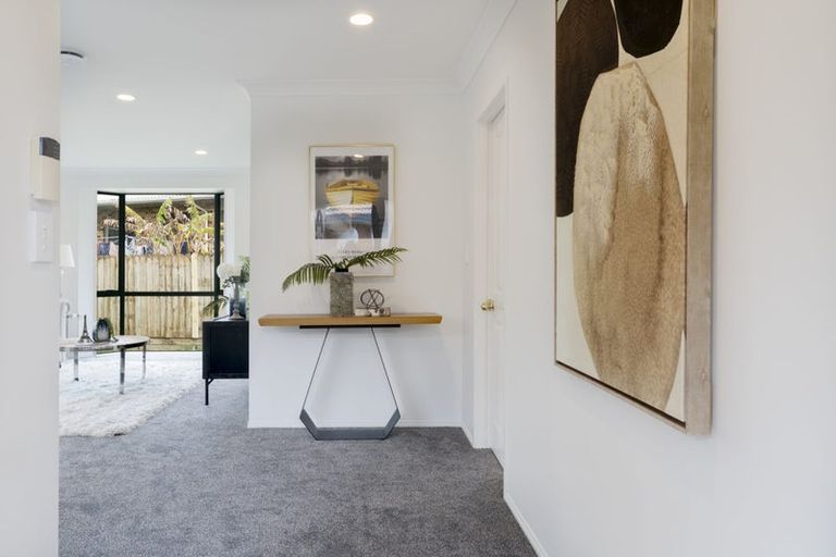 Photo of property in 22a Martin Jugum Lane, Ranui, Auckland, 0612