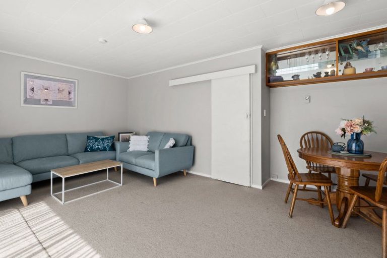 Photo of property in 2/6 Russell Road, Marewa, Napier, 4110