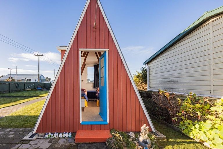 Photo of property in 49 Leith Street, Oamaru North, Oamaru, 9400