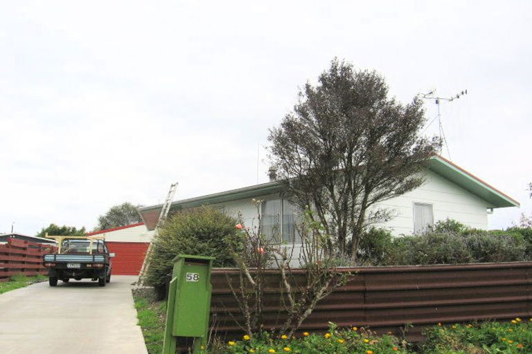 Photo of property in 58 Dewe Avenue, Feilding, 4702