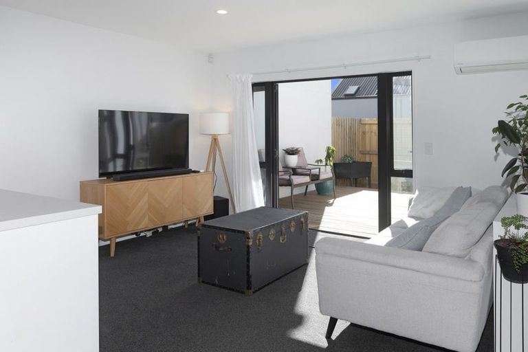 Photo of property in 5/324 Stanmore Road, Richmond, Christchurch, 8013