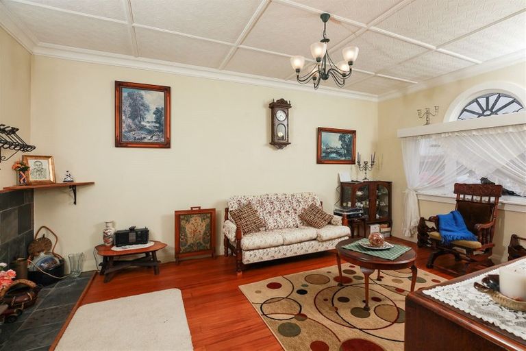 Photo of property in 727 Pollen Street, Thames, 3500