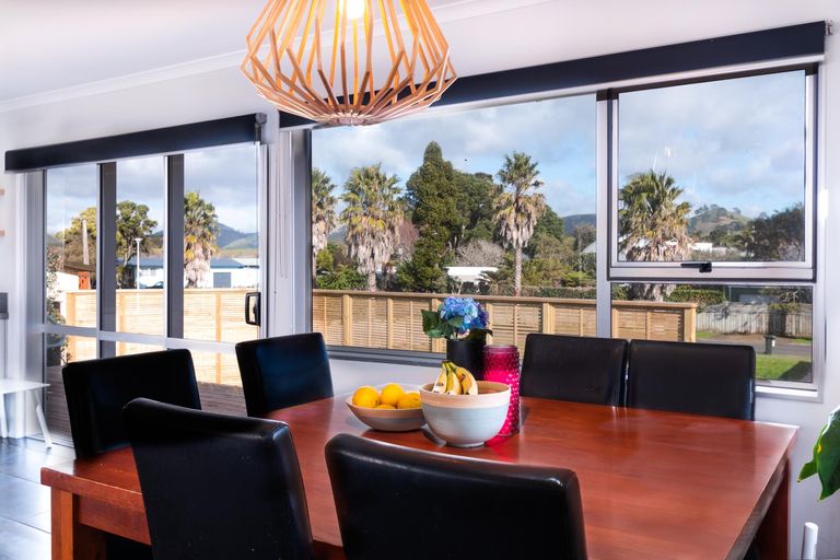 Photo of property in 2b Palm Grove, Waihi Beach, 3611