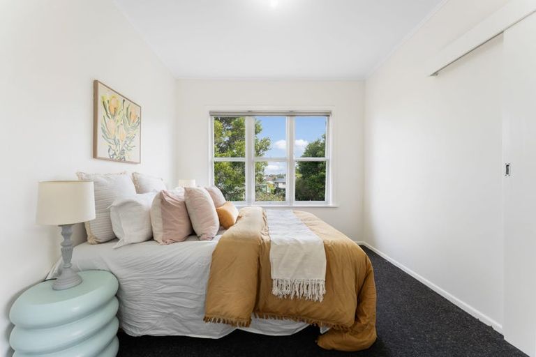 Photo of property in 1/113 Coronation Road, Hillcrest, Auckland, 0627