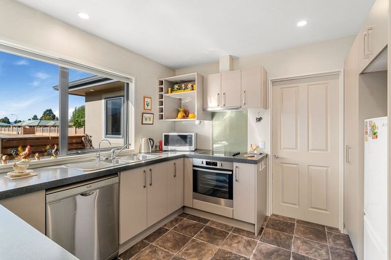 Photo of property in 112 Neplusultra Street, Cromwell, 9310